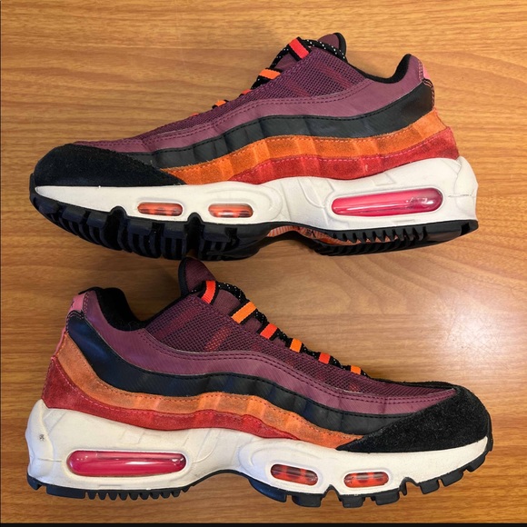 Nike Air Max 95 Villain Red - Picture 3 of 9